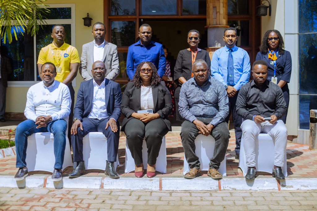 hj4mnnoedodvjeeyu74uersmtvfkmnmk5avkprjk